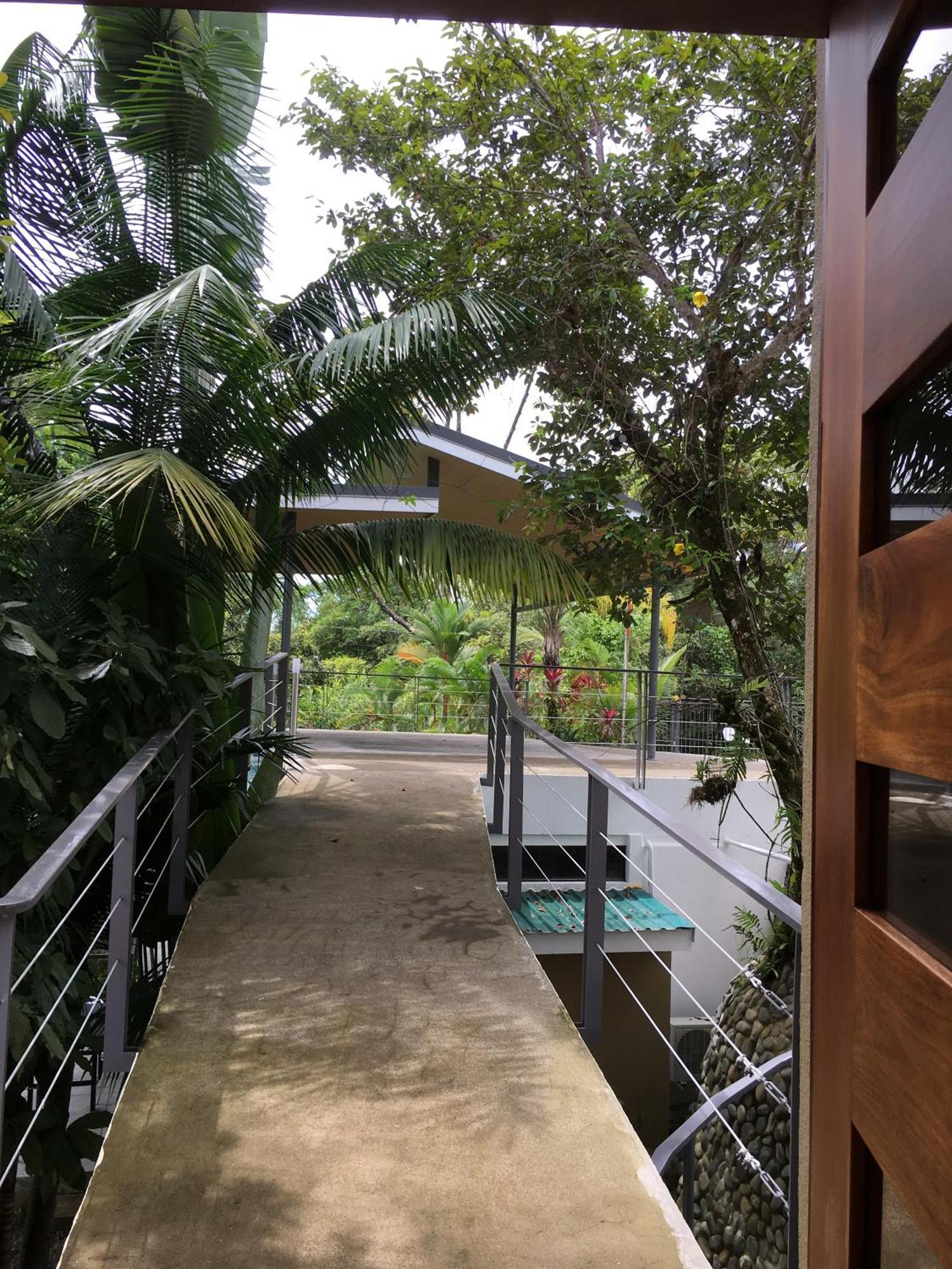 Casa Libertinn Manuel Antonio Bilik gambar